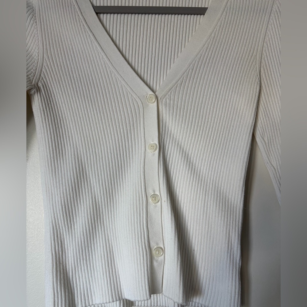 Aritzia Wilfred Manila Cardigan Sweater - Picture 2 of 4